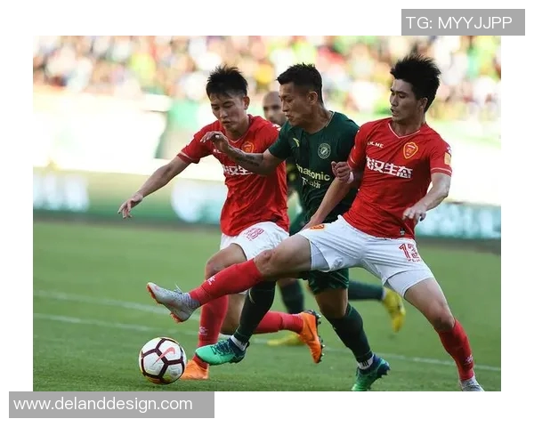 南京足球队速度之争引发热议球迷与专家各执己见